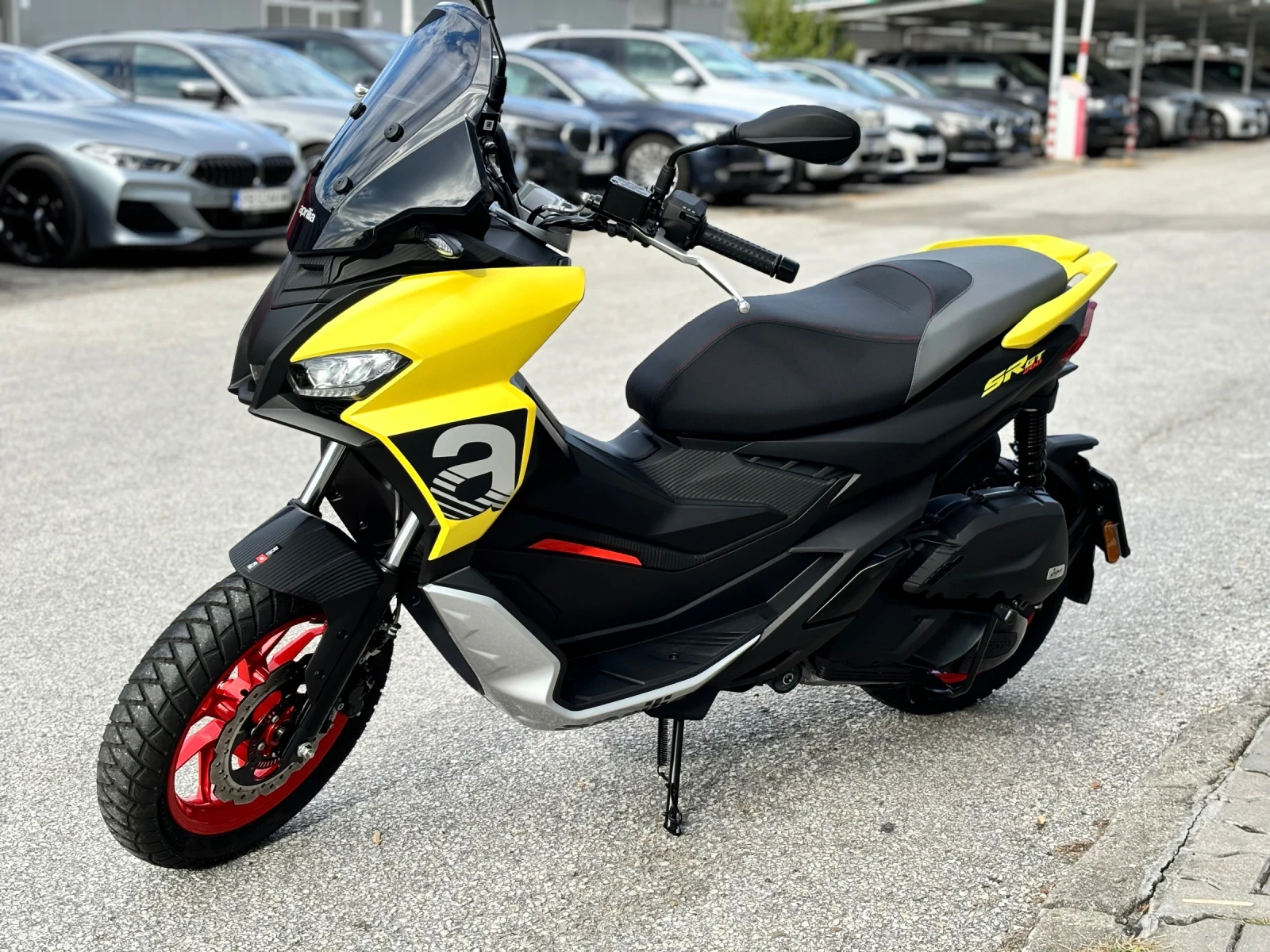 Aprilia Sr SR GT 200 - изображение 2