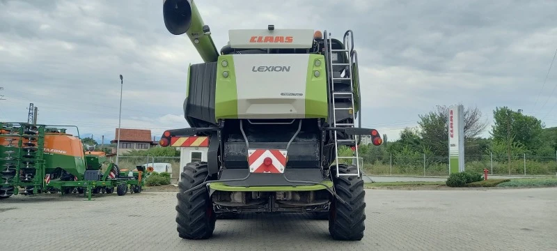 Комбайн Claas Lexion 780 TT, снимка 9 - Селскостопанска техника - 40330161