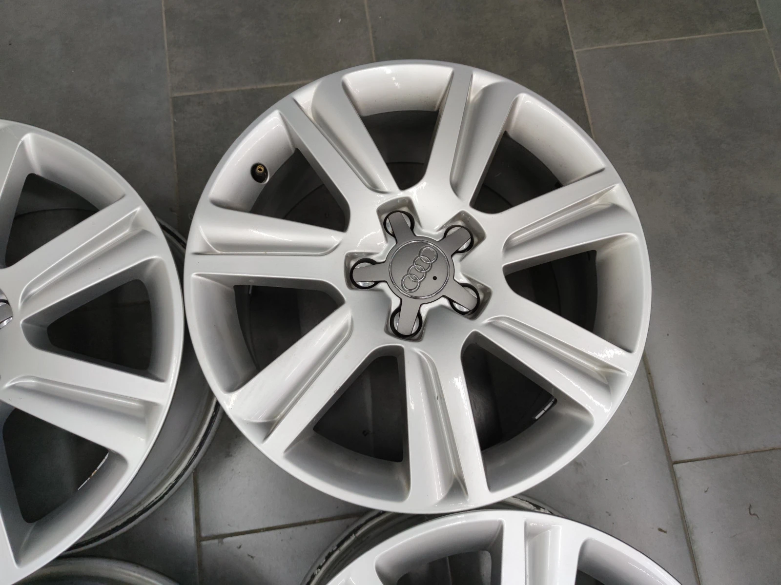   Audi A4 | Mobile.bg   6