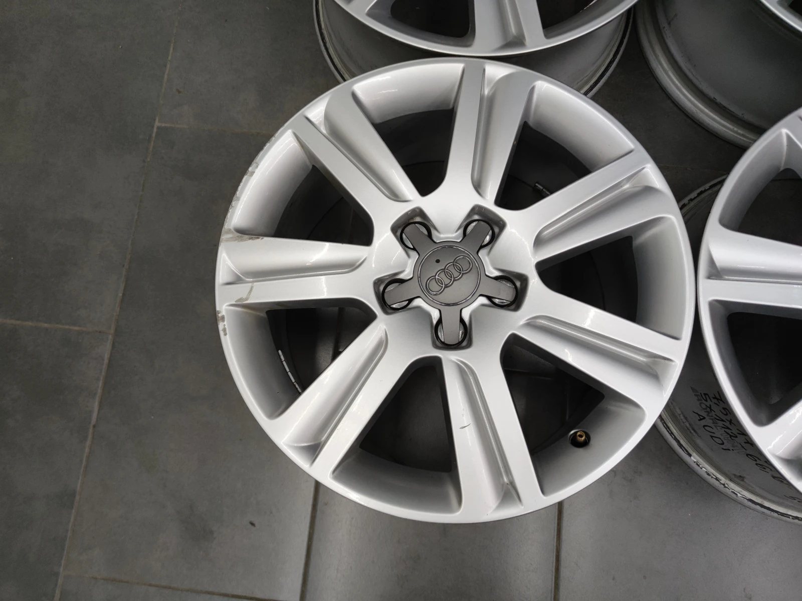   Audi A4 | Mobile.bg   7