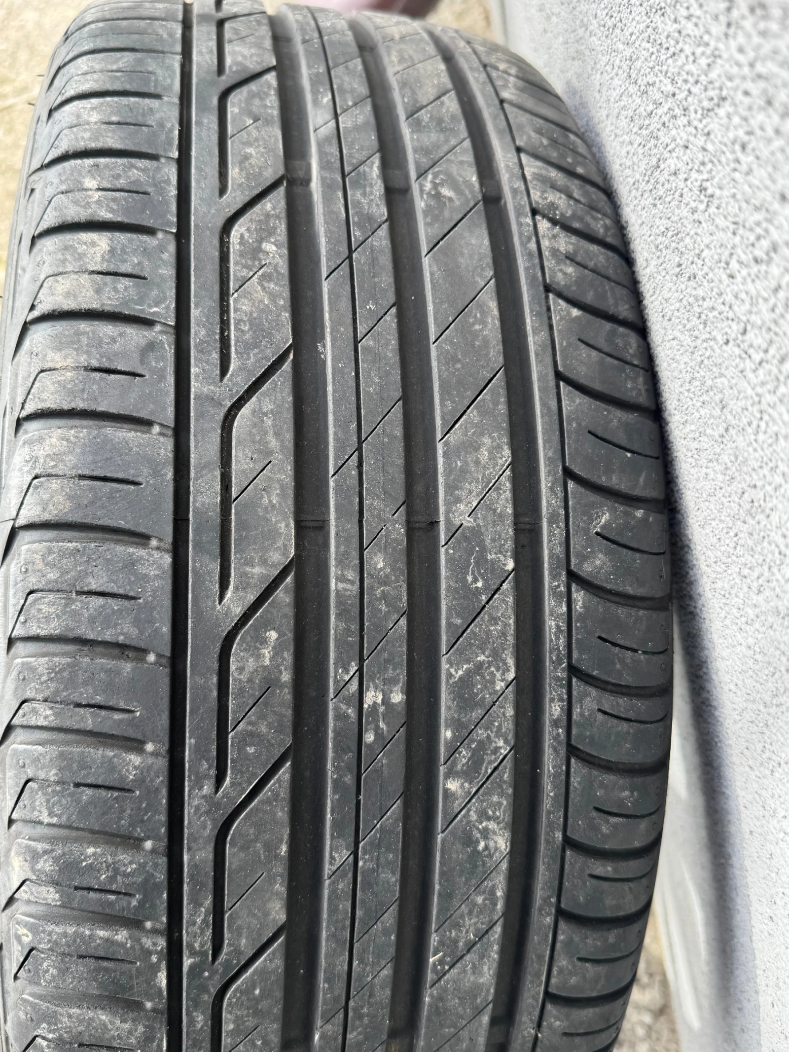 ���� 225/40R18 | Mobile.bg � ����������� 5
