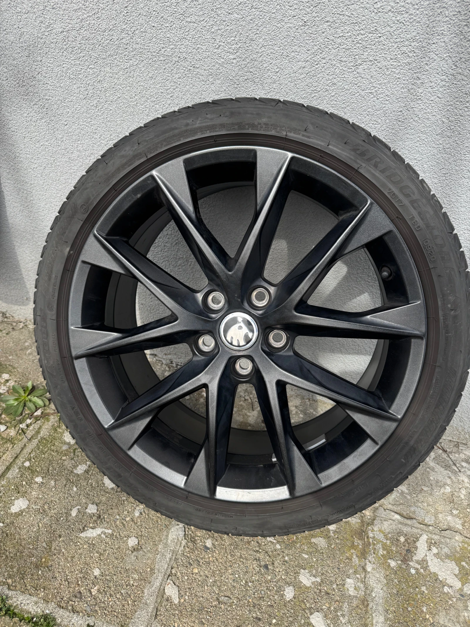 Гуми Летни 225/40R18