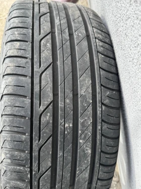 Гуми Летни 225/40R18, снимка 5 - Гуми и джанти - 53607151