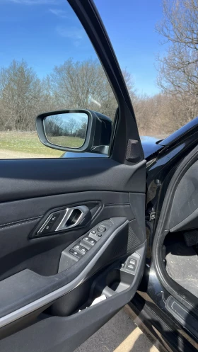 BMW 320, снимка 12