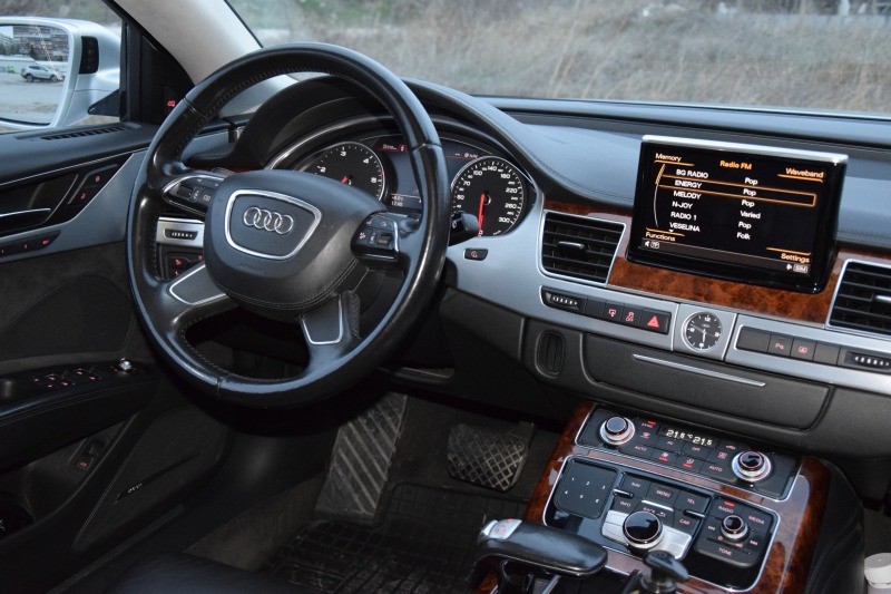 Audi A8, снимка 8 - Автомобили и джипове - 45294721