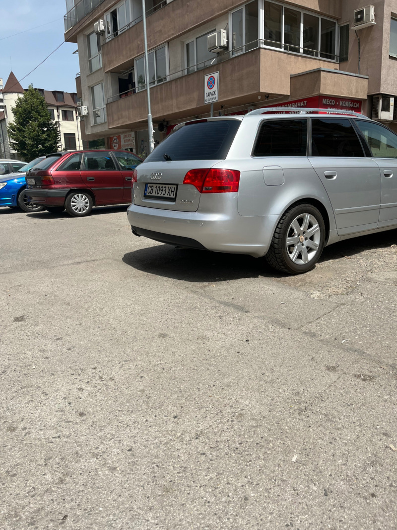 Audi A4, снимка 4 - Автомобили и джипове - 46296024