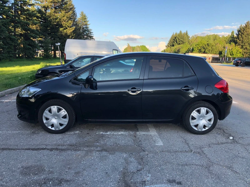 Toyota Auris 1.33 Dual VVT-i, снимка 3 - Автомобили и джипове - 47425253