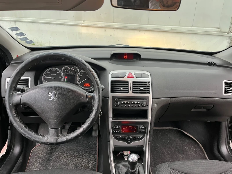 Peugeot 307 2.0 HDI, снимка 9 - Автомобили и джипове - 47346299