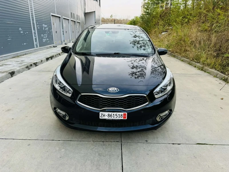 Kia Ceed 1.6i 16V Swiss, снимка 3 - Автомобили и джипове - 47947226