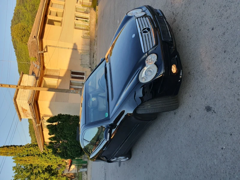 Mercedes-Benz C 320, снимка 3 - Автомобили и джипове - 48100282