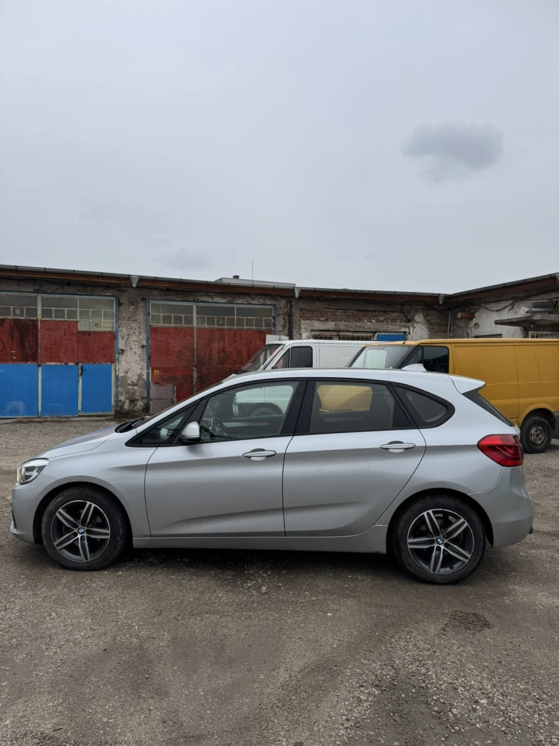 BMW 2 Active Tourer 218D, снимка 17 - Автомобили и джипове - 48353656