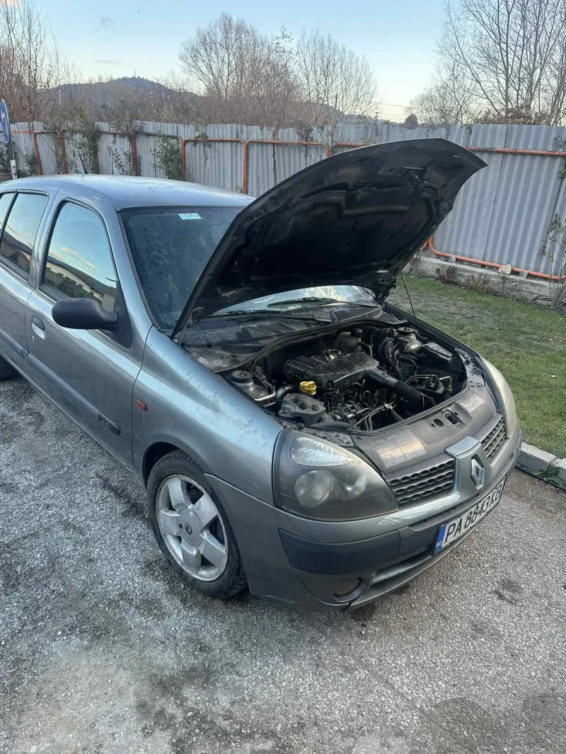 Renault Clio 1.5 dci, снимка 2 - Автомобили и джипове - 48365741