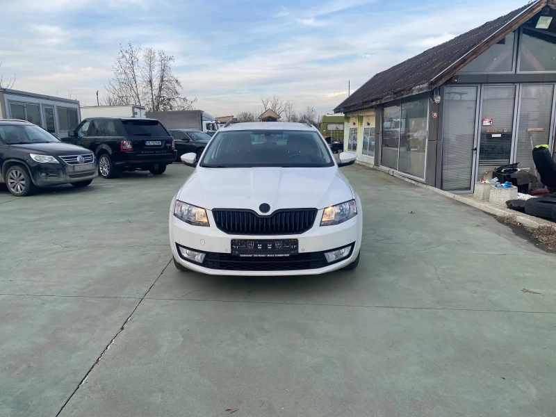 Skoda Octavia, снимка 1 - Автомобили и джипове - 48759952