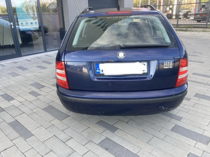 Skoda Fabia, снимка 5 - Автомобили и джипове - 48961311