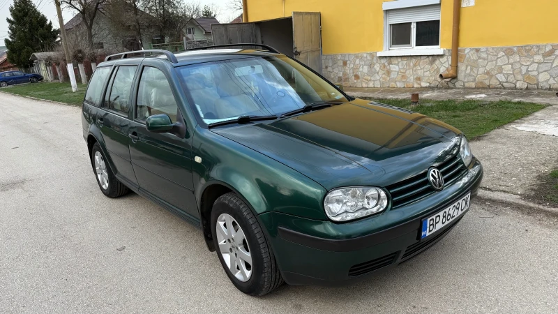 VW Golf, снимка 1 - Автомобили и джипове - 49518097