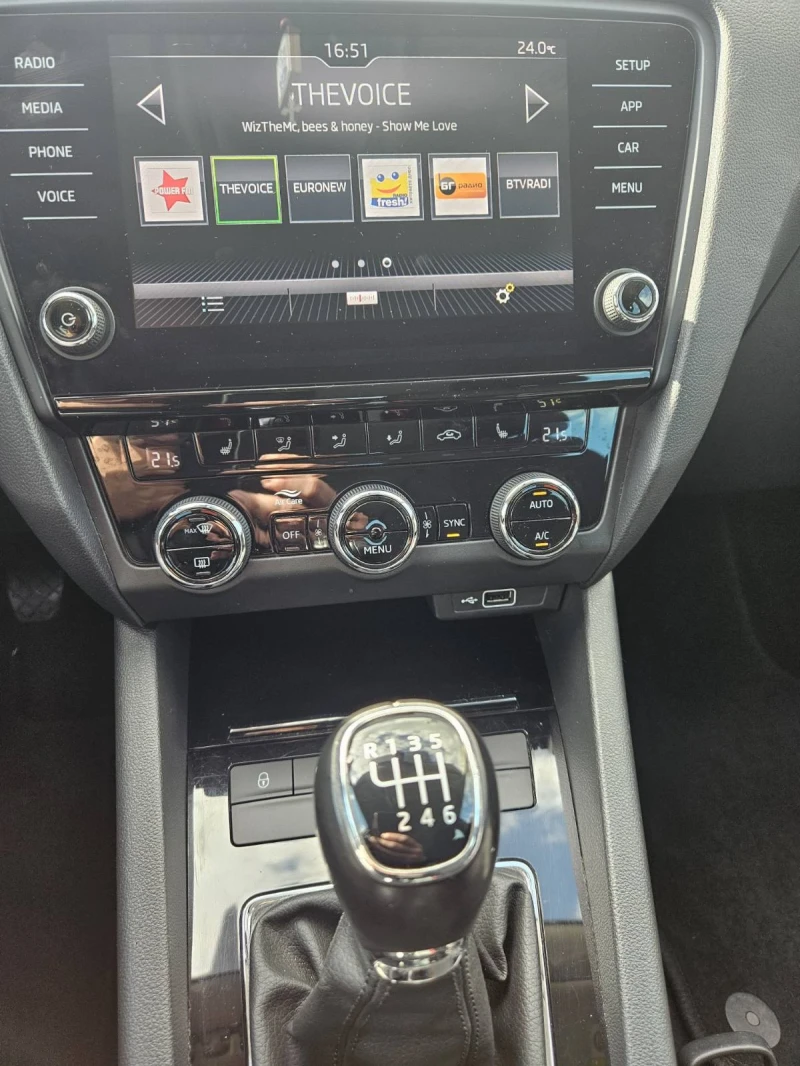 Skoda Octavia TSI Facelift , снимка 6 - Автомобили и джипове - 50072241