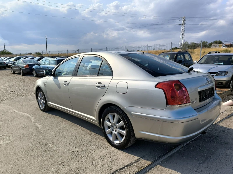 Toyota Avensis 2D-4D, снимка 6 - Автомобили и джипове - 51329278