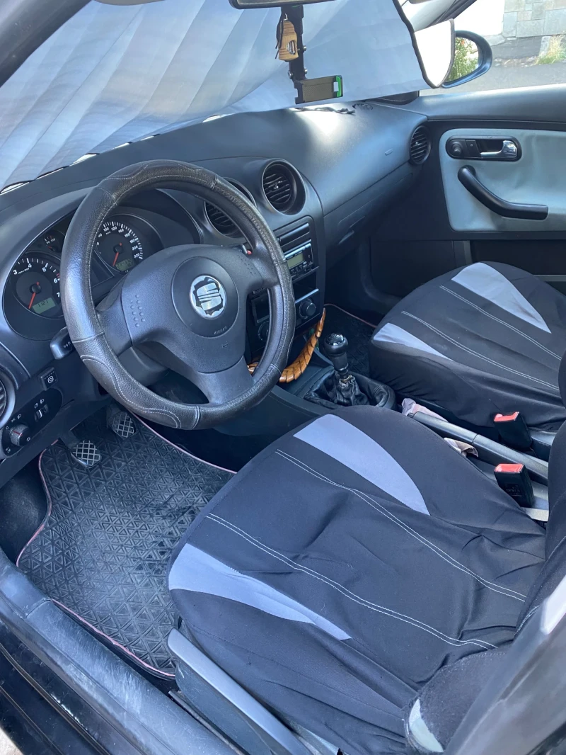 Seat Cordoba, снимка 5 - Автомобили и джипове - 51751300