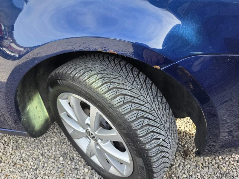 VW Touran, снимка 9 - Автомобили и джипове - 52554731