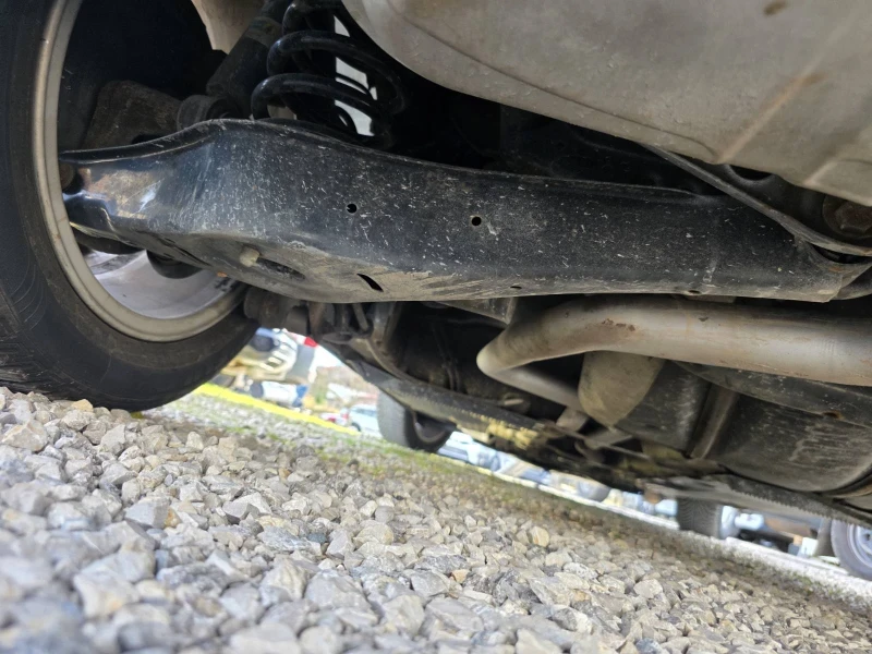 VW Touran, снимка 8 - Автомобили и джипове - 52554731