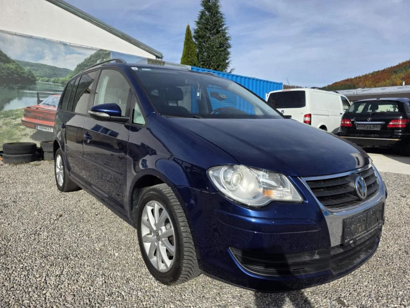 VW Touran, снимка 2 - Автомобили и джипове - 52554731