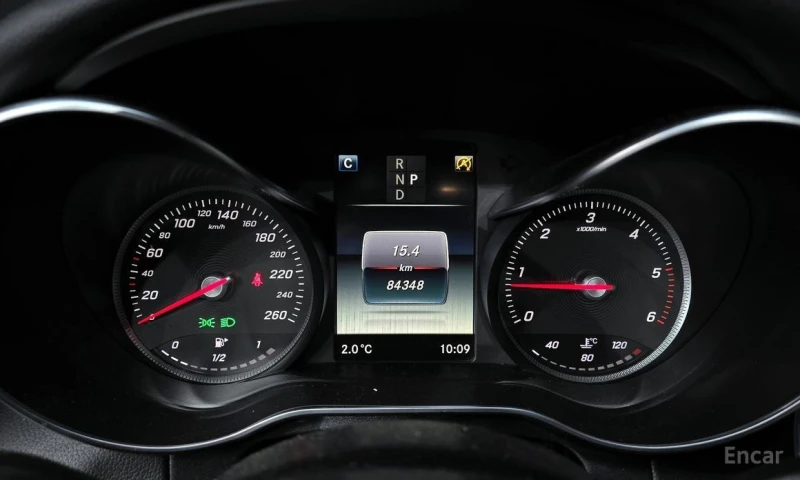 Mercedes-Benz C 220, снимка 8 - Автомобили и джипове - 53066411