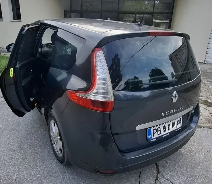 Renault Grand scenic 3, снимка 5 - Автомобили и джипове - 52708486