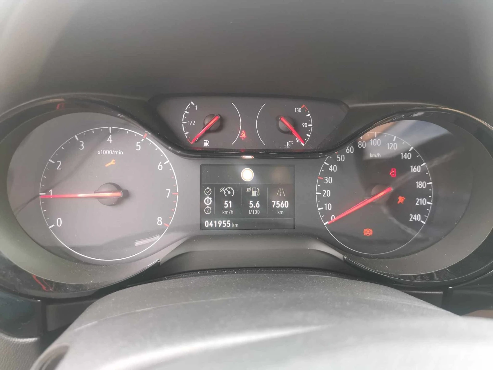 Opel Corsa 1.2 i | Mobile.bg — изображение 11