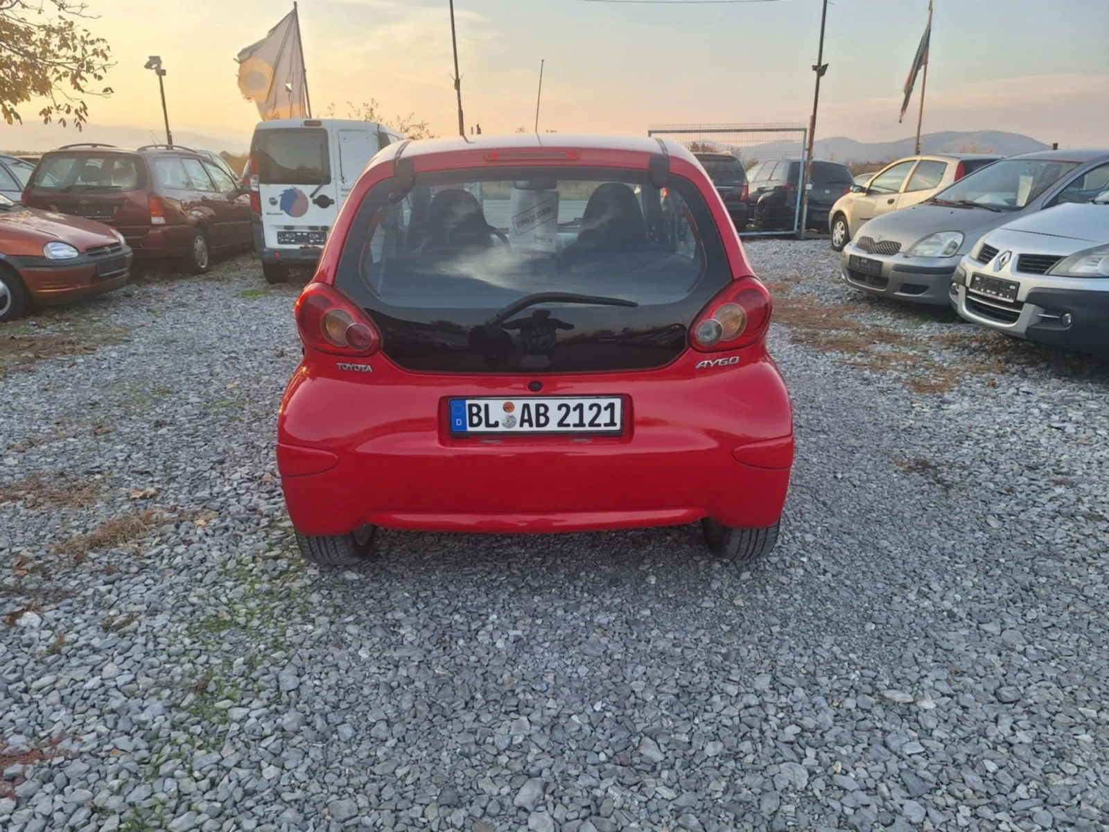 Toyota Aygo 1.0 klima - изображение 6