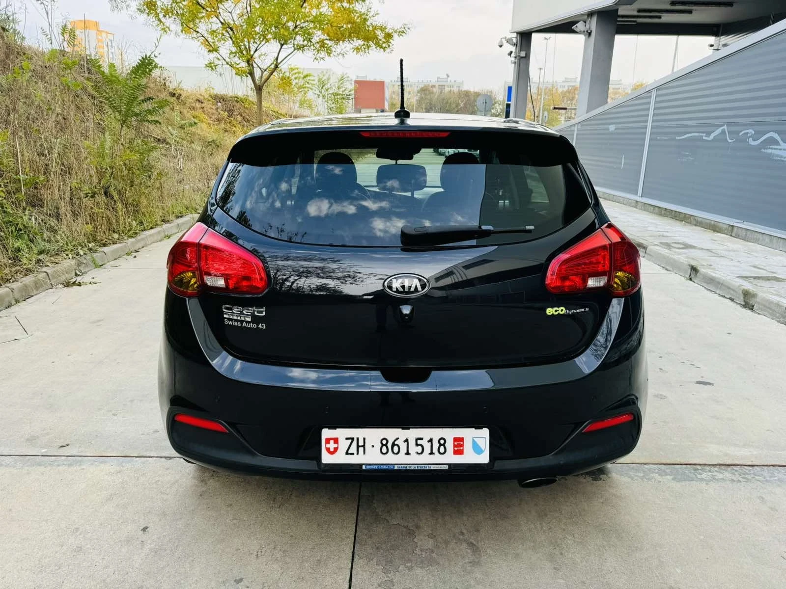 Kia Ceed 1.6i 16V Swiss - изображение 7