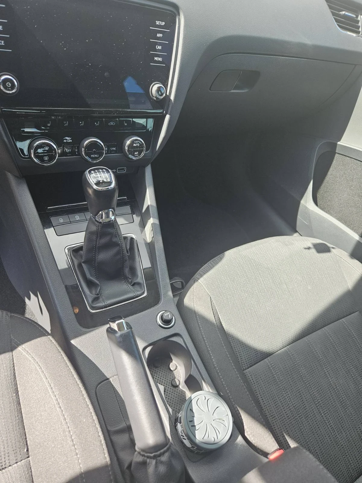 Skoda Octavia TSI Facelift  - изображение 8
