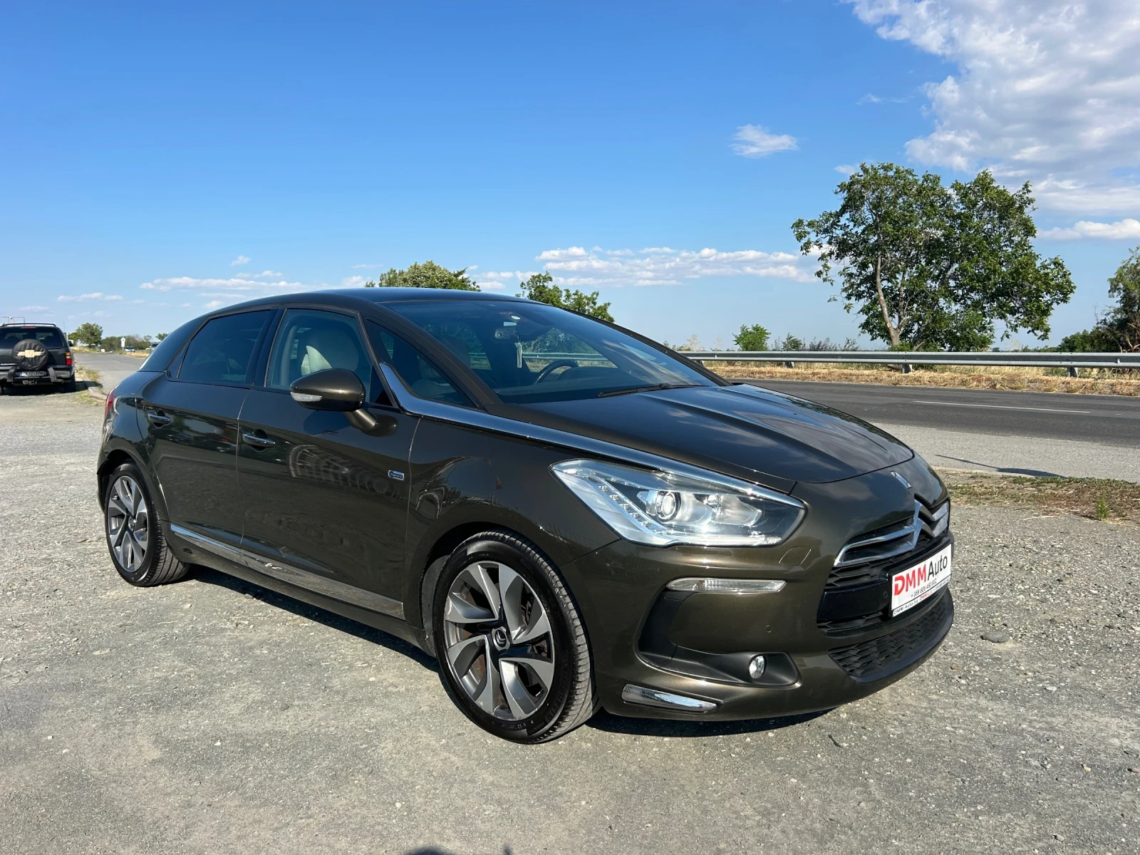 Citroen DS5 2.0-200 КС ХИБРИД  , НАВИ , АВТОМАТ /4х4 / ПАНОРАМ - изображение 3