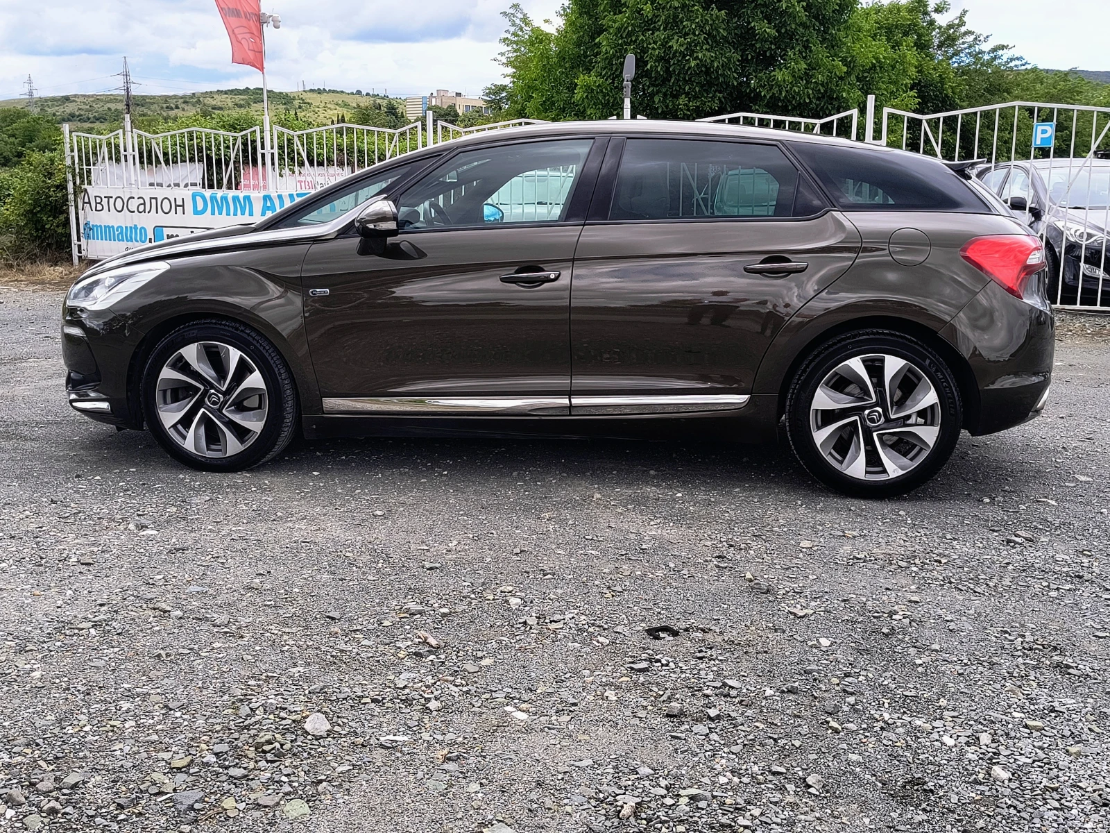 Citroen DS5 2.0-200 КС ХИБРИД  , НАВИ , АВТОМАТ /4х4 / ПАНОРАМ - изображение 9