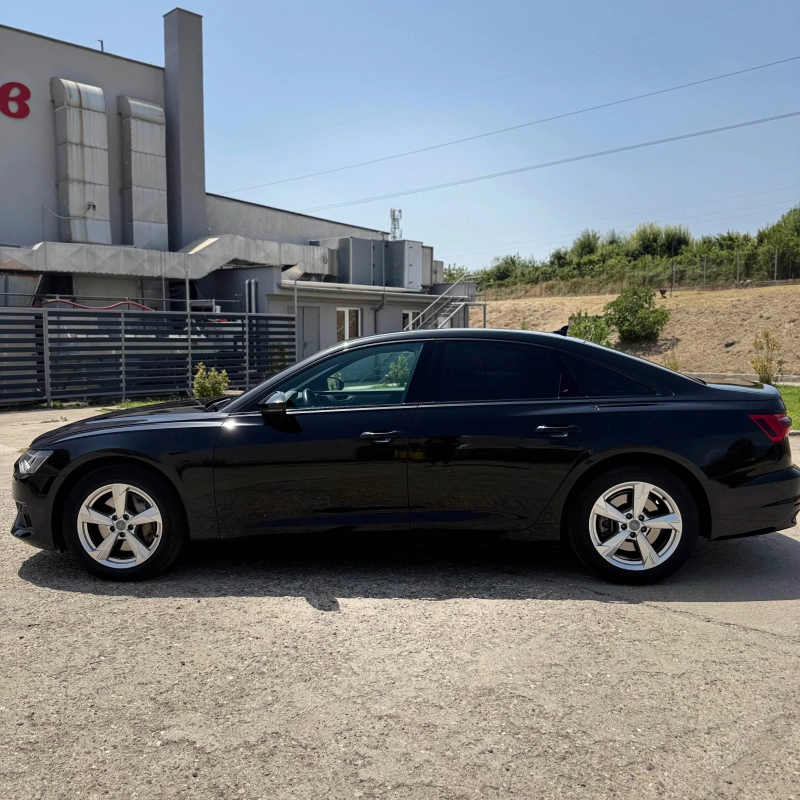 Audi A6 45TDI Quattro Matrix Virtual Hybrid - изображение 6