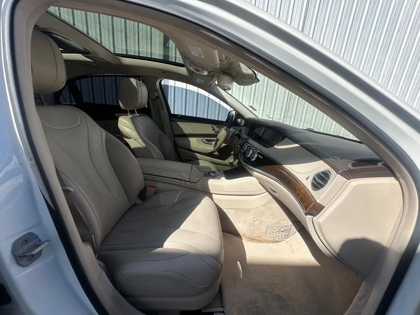 Mercedes-Benz S 500 Burmester 3D* Distronic* Night vision* Пано* Обдух - изображение 9