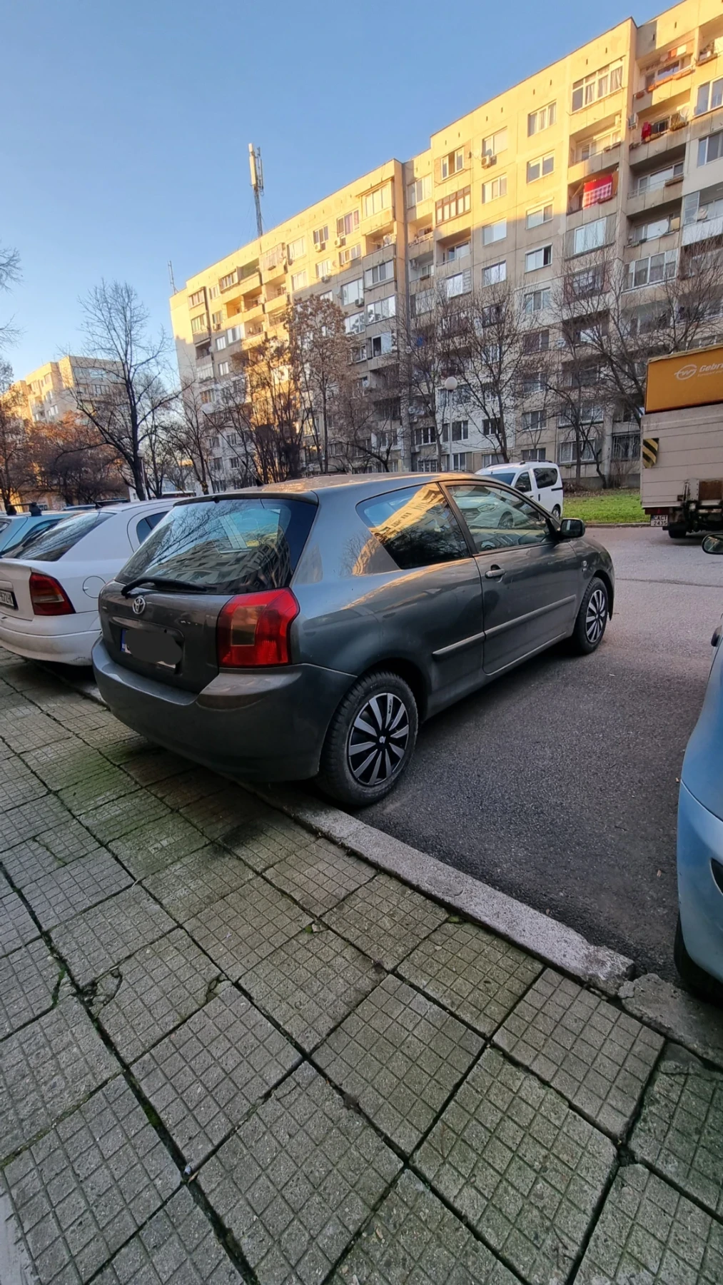 Toyota Corolla 1.6 110 бензин - изображение 2
