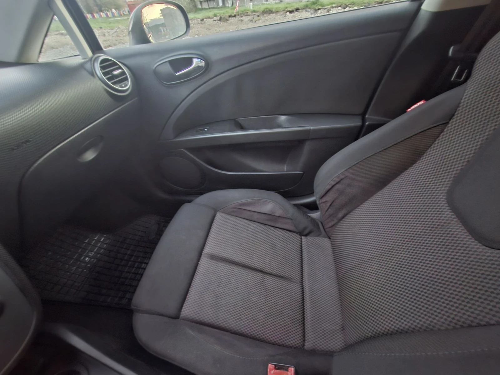 Seat Leon  - изображение 8
