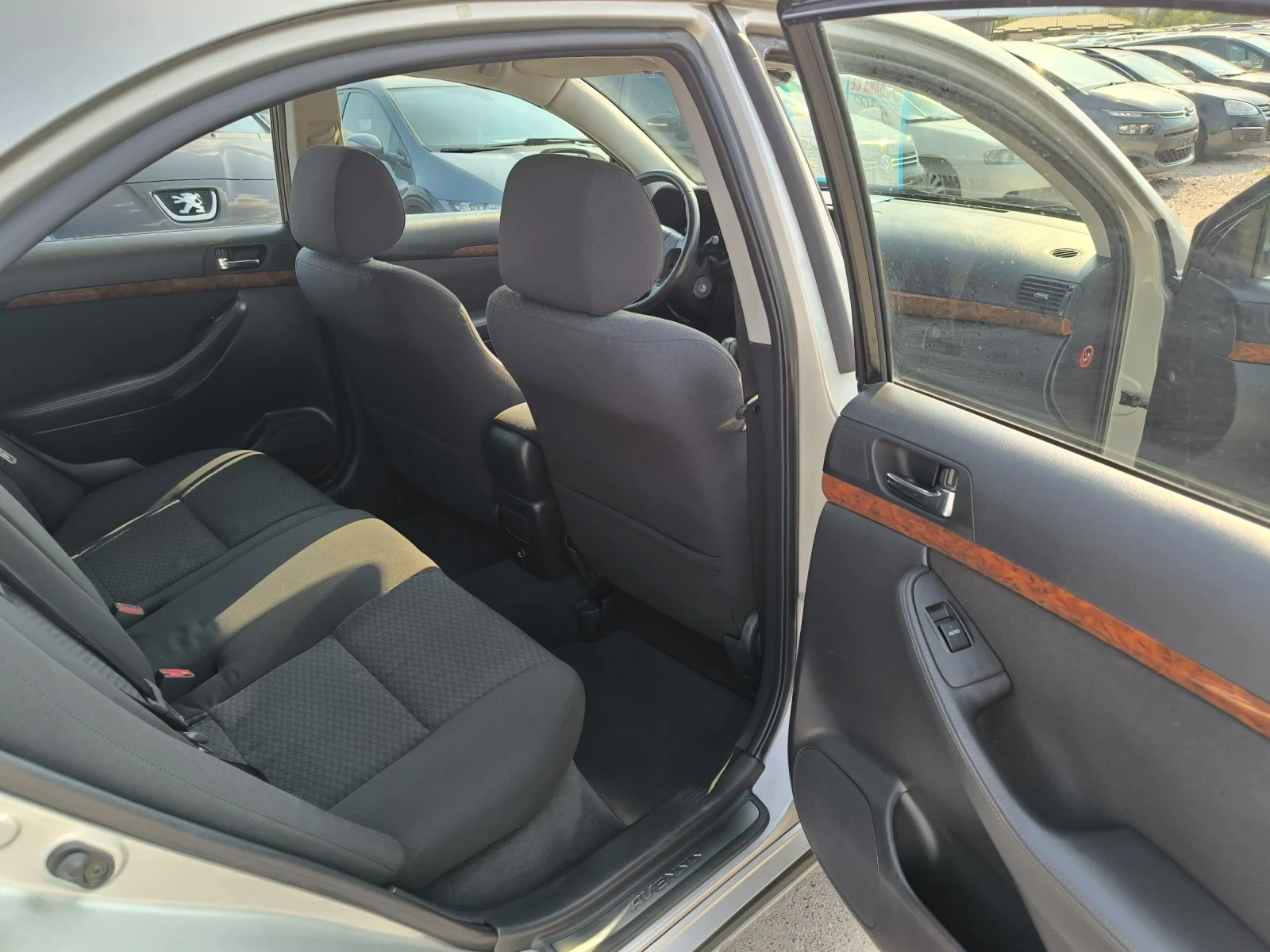 Toyota Avensis 2D-4D | Mobile.bg — изображение 11