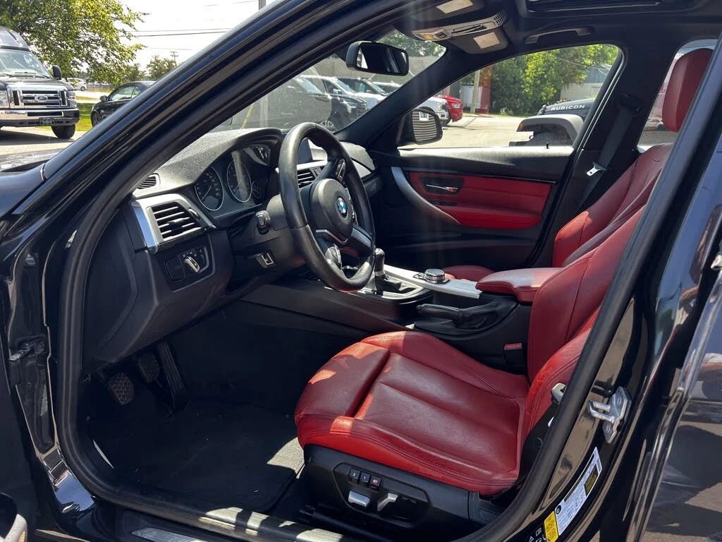 BMW 340 XDRIVE40I/РЪЧКА!/B58!/Червен салон!/КАНАДА! - изображение 10