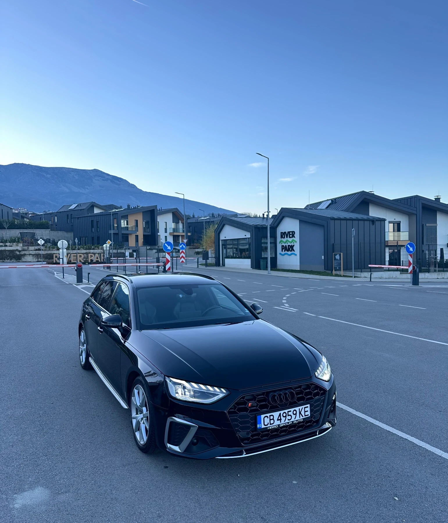 Audi S4 | Mobile.bg � ����������� 1