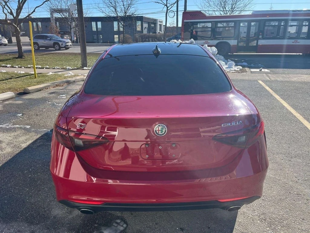 Alfa Romeo Giulia * CARFAX * ЦЕНА ДО БГ - изображение 5