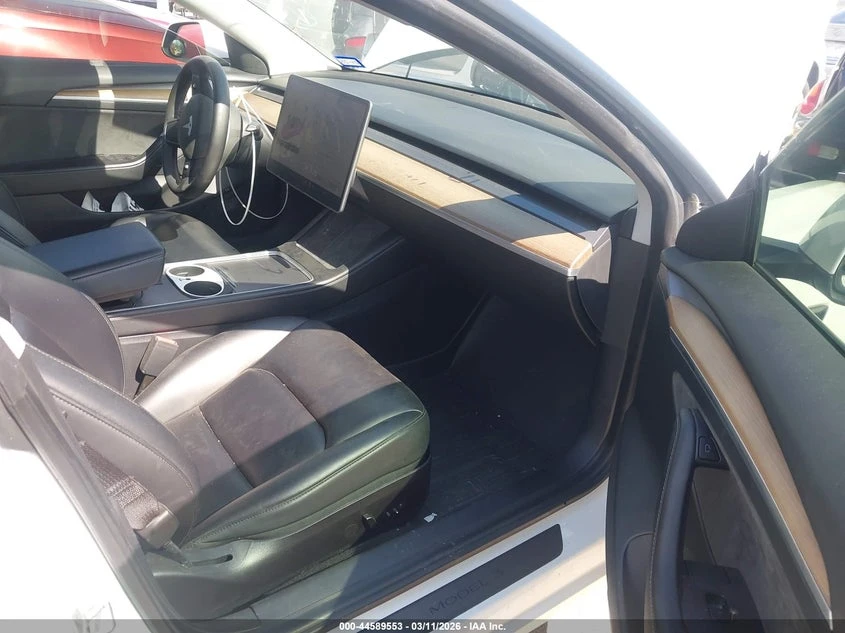 Tesla Model 3 Standard Range Plus Rear-Wheel Drive, снимка 5 - Автомобили и джипове - 53934007