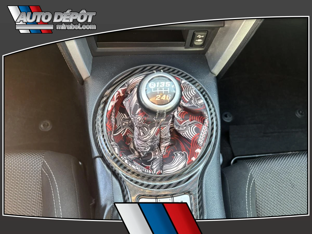 Toyota GR86 860 Special Edition * АвтоКредит* (ЦЕНА ДО БГ), снимка 10 - Автомобили и джипове - 54058969