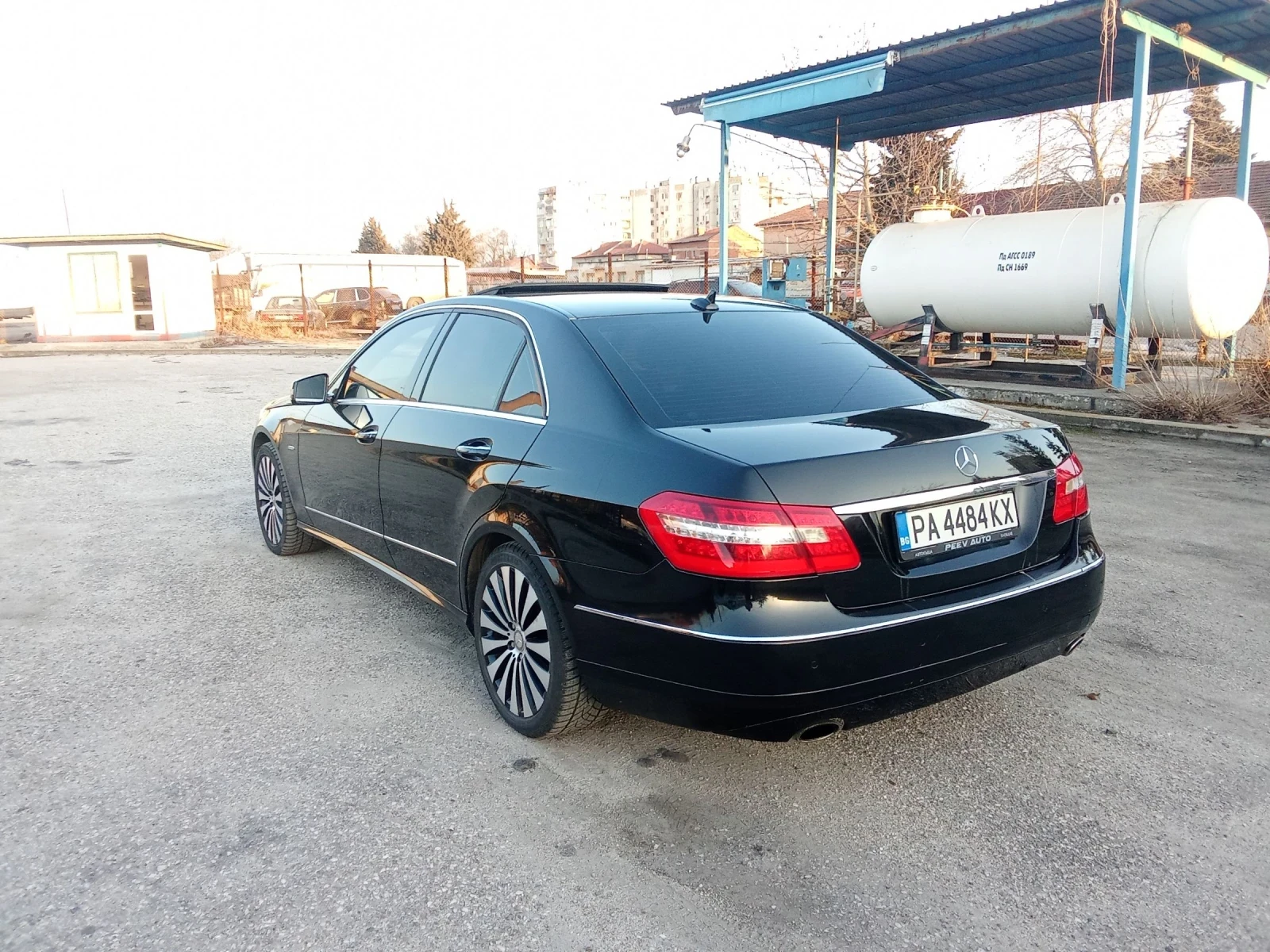 Mercedes-Benz E 350 4 matik ЛИЗИНГ, снимка 4 - Автомобили и джипове - 54170140