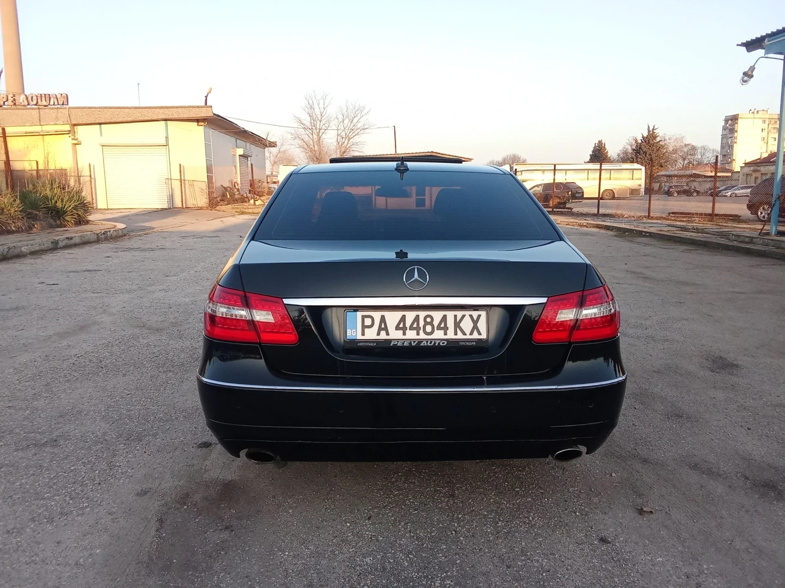 Mercedes-Benz E 350 4 matik ЛИЗИНГ, снимка 5 - Автомобили и джипове - 54170140