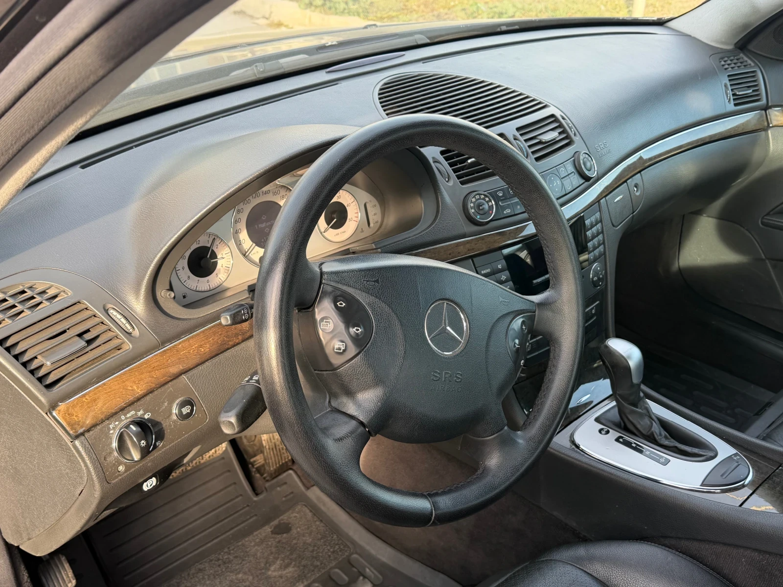 Mercedes-Benz E 270 211, снимка 2 - Автомобили и джипове - 54256807