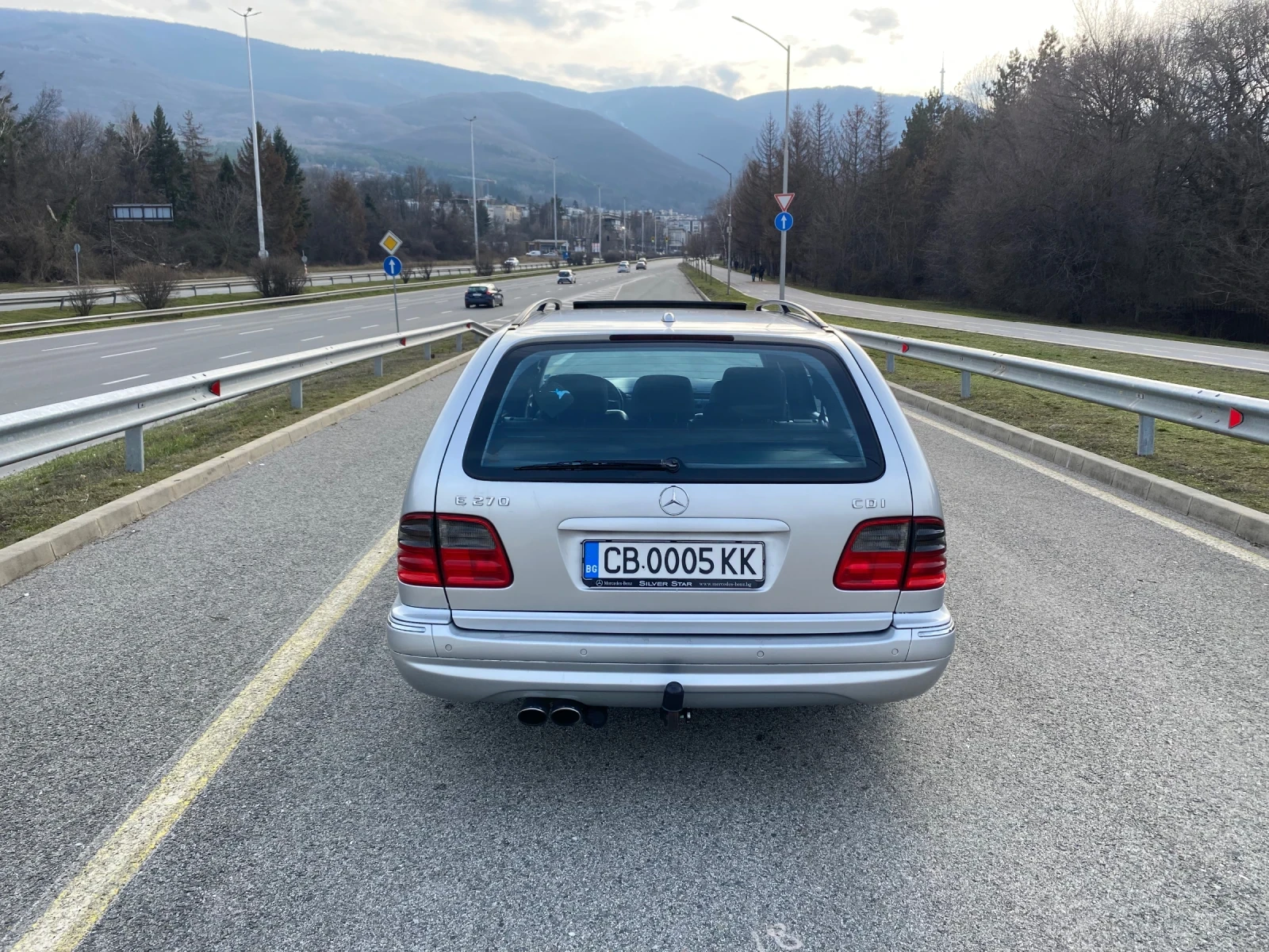 Mercedes-Benz E 55 AMG Т - model, снимка 2 - Автомобили и джипове - 54596340