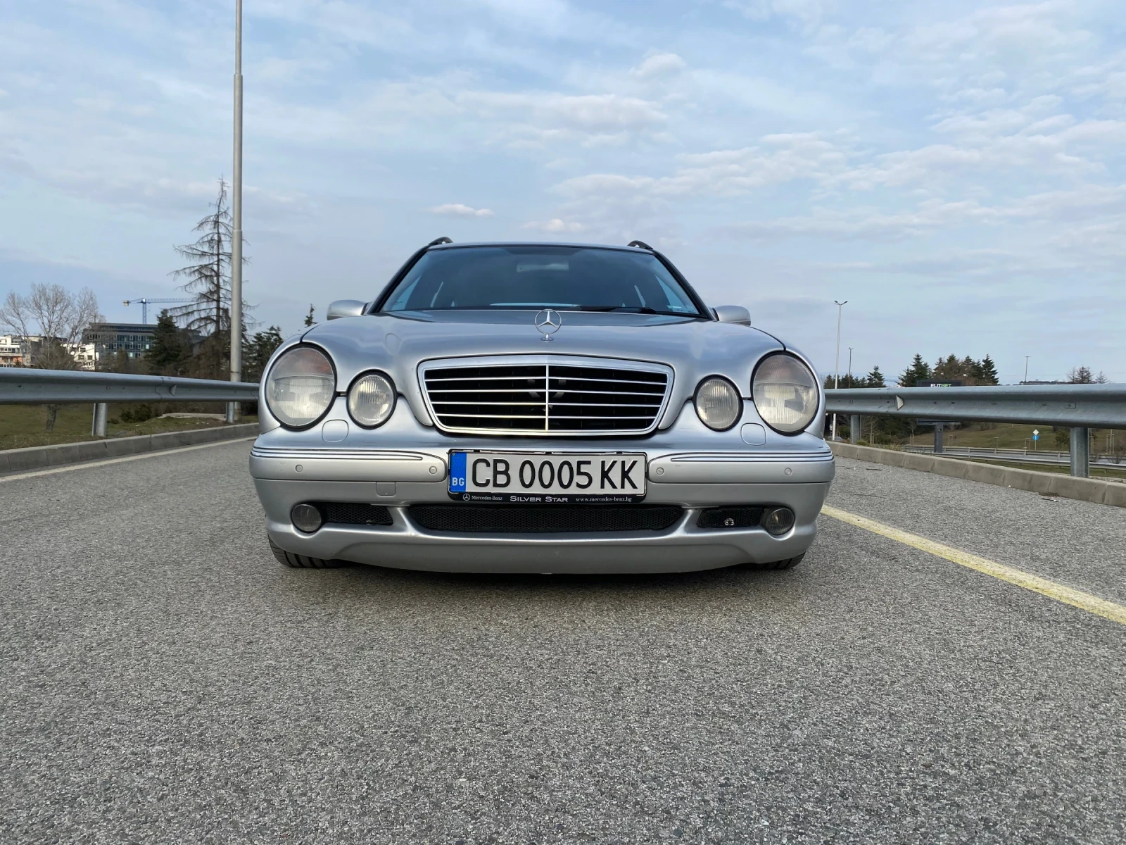 Mercedes-Benz E 55 AMG Т - model, снимка 6 - Автомобили и джипове - 54596340