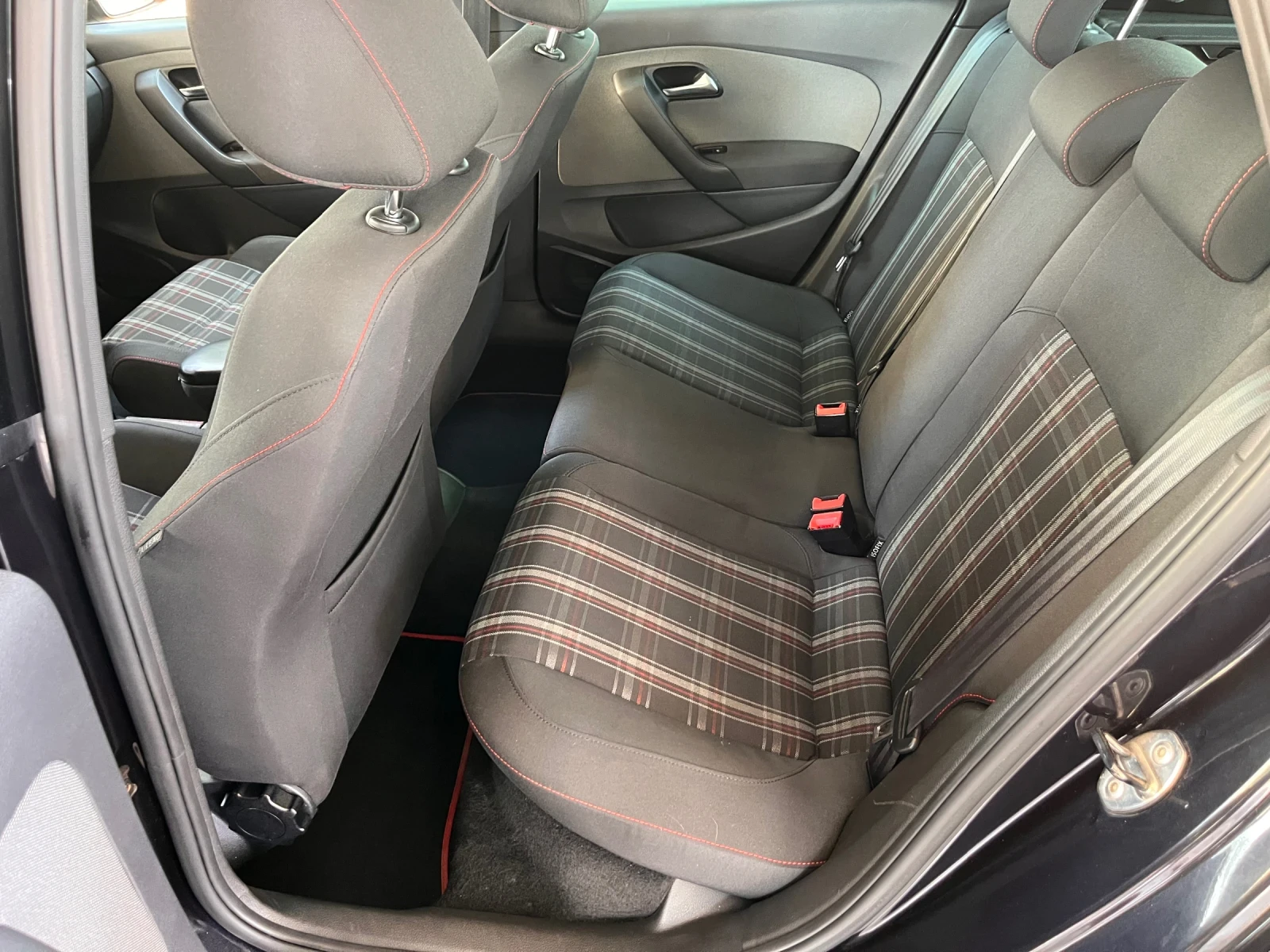 VW Polo GTI, снимка 9 - Автомобили и джипове - 54858515