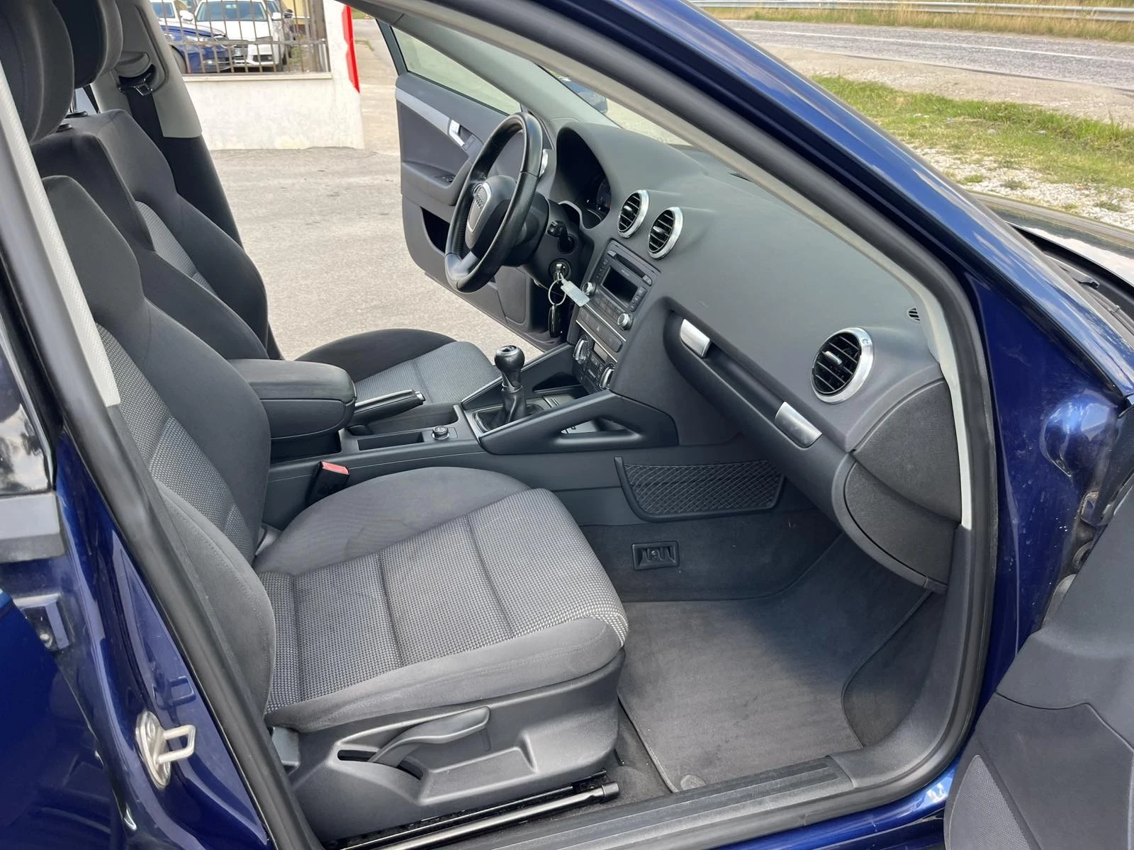 Audi A3 1.6TDI 105кс EURO 5A FACE КЛИМАТРОНИК АВТОПИЛОТ, снимка 11 - Автомобили и джипове - 55076200